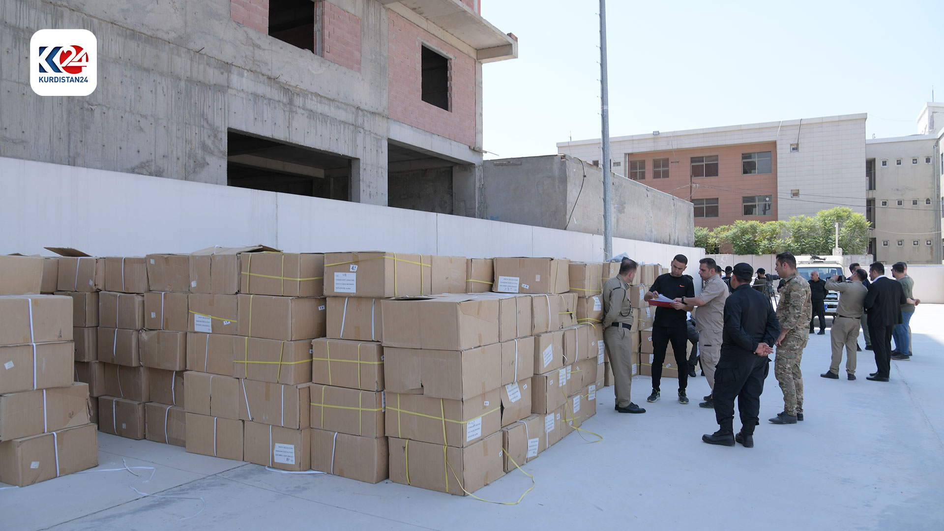 جلوبەرگی هاوینە بەسەر پۆلیسی هەرێمی کوردستاندا دابەش دەکرێن (وێنە: ئیسلام هیرۆ - کوردستان24)